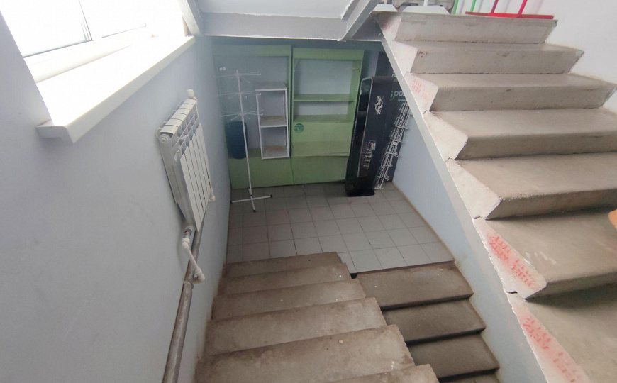 Продам помещение свободного назначения, 1 042 м² фото