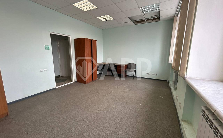 Продам здание в центре Буинска фото