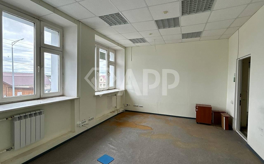 Продам здание в центре Буинска фото