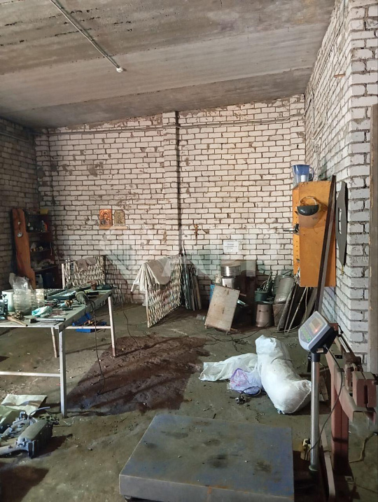 Продажа произв.-складского здания и  участка, ж/д ветка. фото