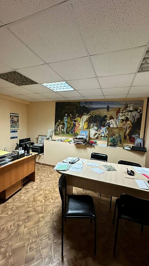 Продам нежилое коммерческое помещение  486 м² на цокольном этаже фото