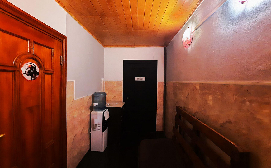 Аренда помещения на 1м этаже с отдельным входом. фото