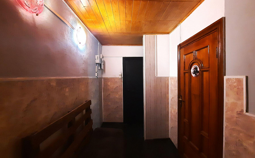 Аренда помещения на 1м этаже с отдельным входом. фото