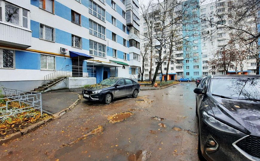 Аренда помещения на 1м этаже с отдельным входом. фото