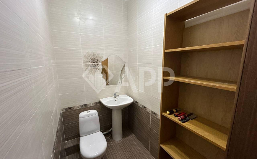 Сдам офис на квартале фото