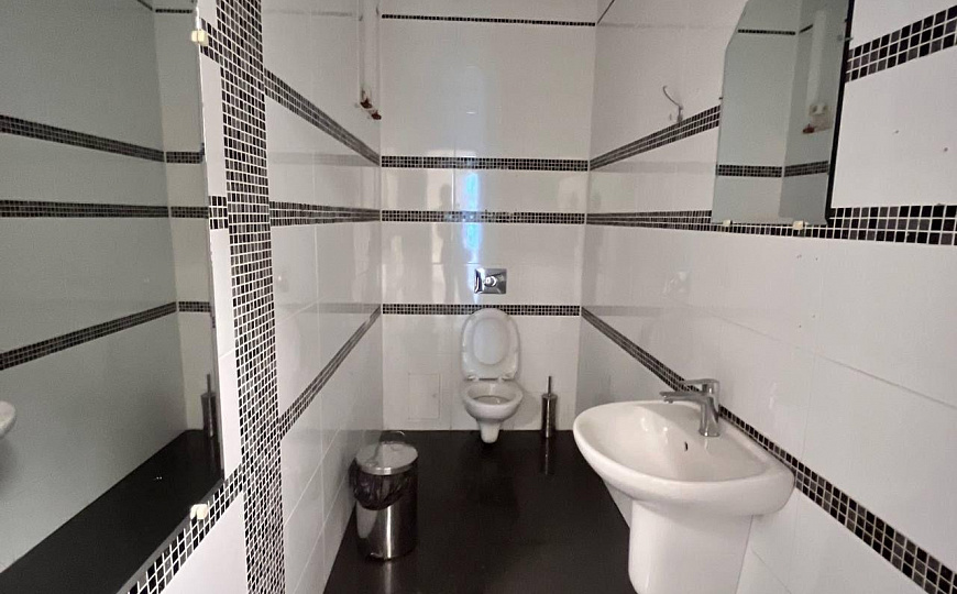 Офис в центре 1я линия. фото