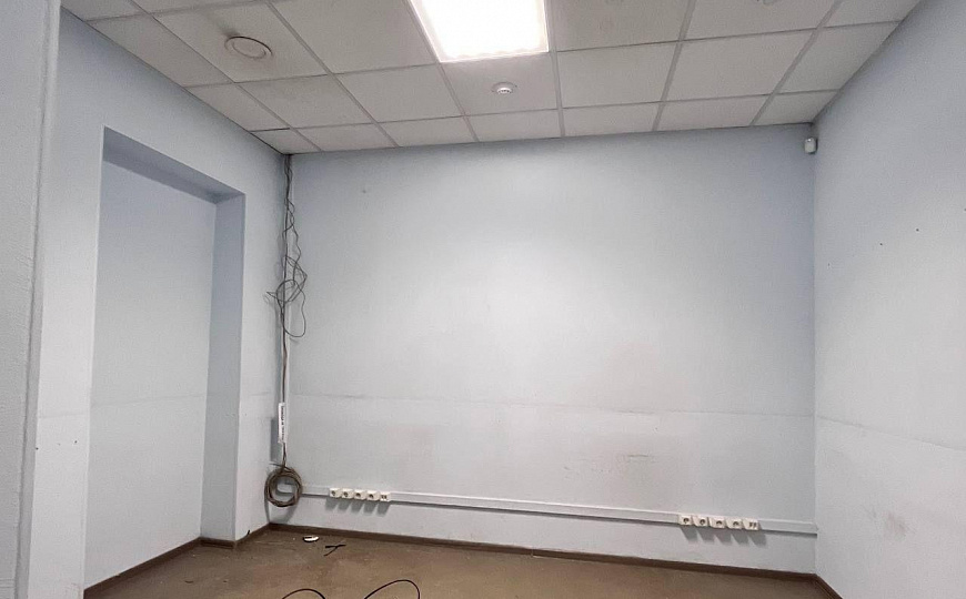 Офис в центре 1я линия. фото