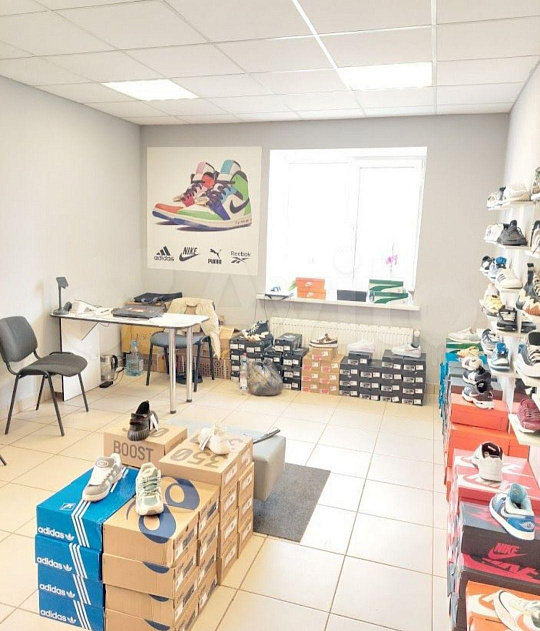 Продам помещение в ЖК Волгарь. фото