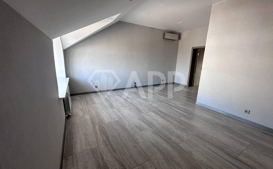 Сдаем складские помещения +  офисы фото