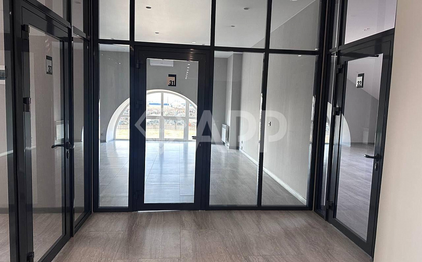 Сдаем складские помещения +  офисы фото