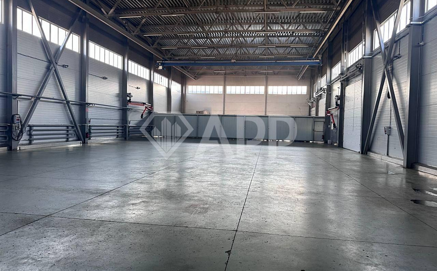 Сдаем складские помещения +  офисы фото