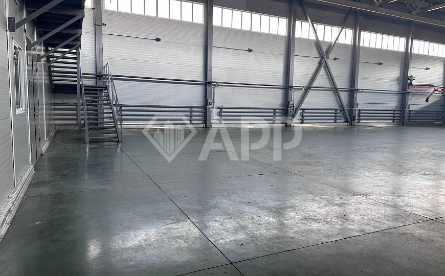 Сдаем складские помещения +  офисы фото