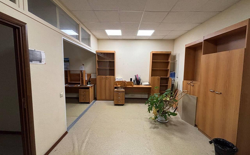 145 кв.м. на первой линии в Старом городе фото