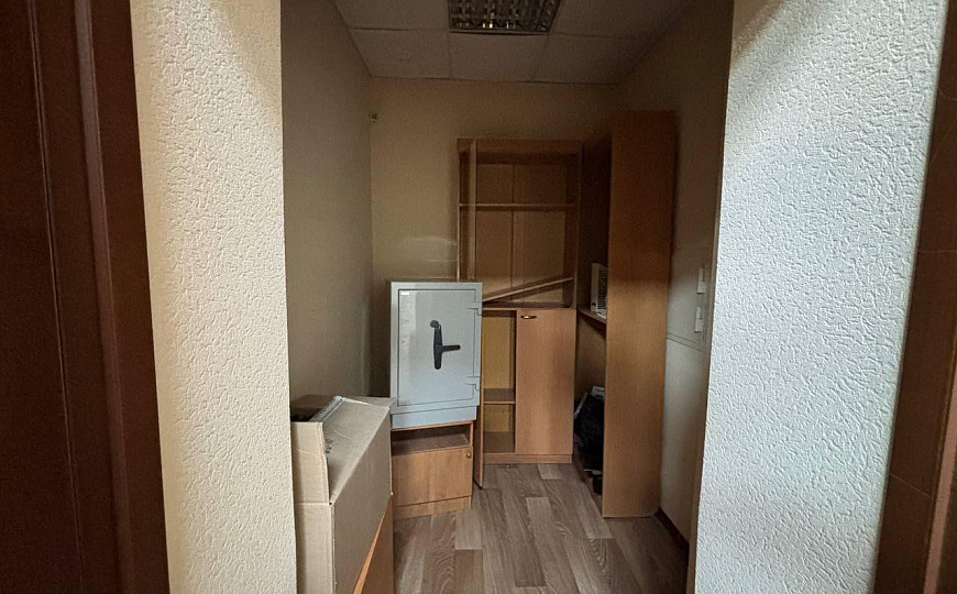 145 кв.м. на первой линии в Старом городе фото