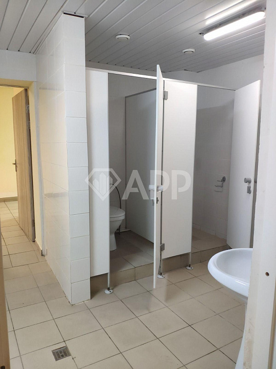 Продам помещение, 594,1 м² фото