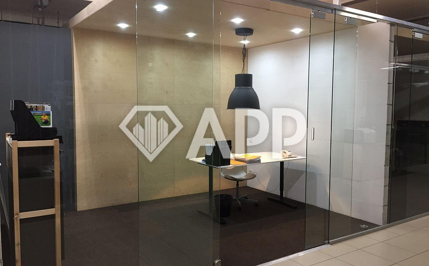 Продаю отдельно стоящее здание 1490м² на 1-ом га земли фото