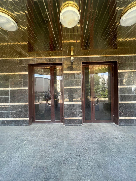 Сдам помещение 556,4 м² фото