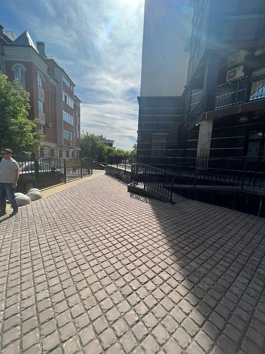 Сдам помещение 556,4 м² фото