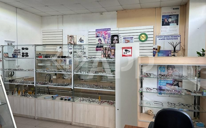 Сдам торгово-офисное  помещение , 127,6 м² фото