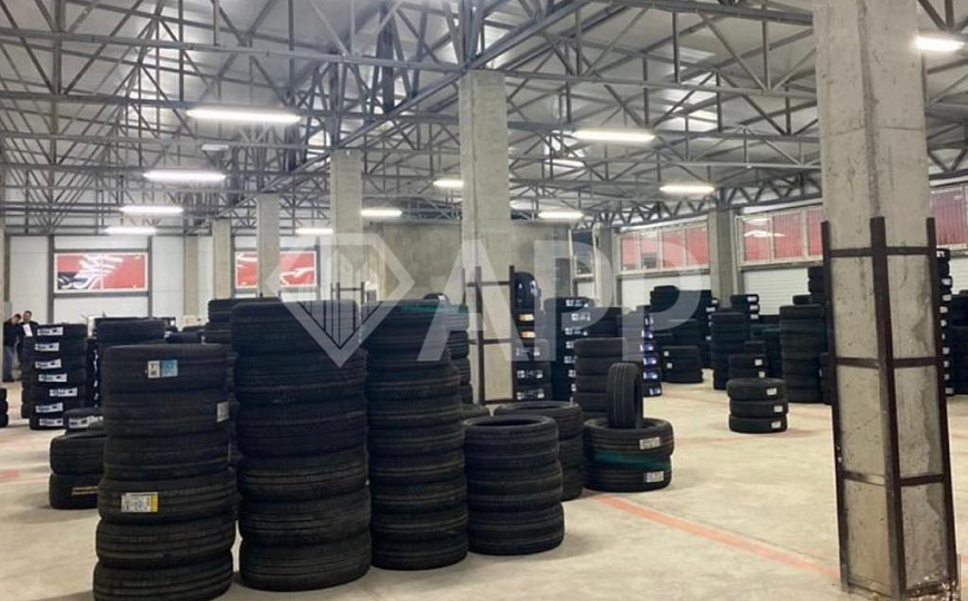 Сдам торговое помещение, 260 м² фото