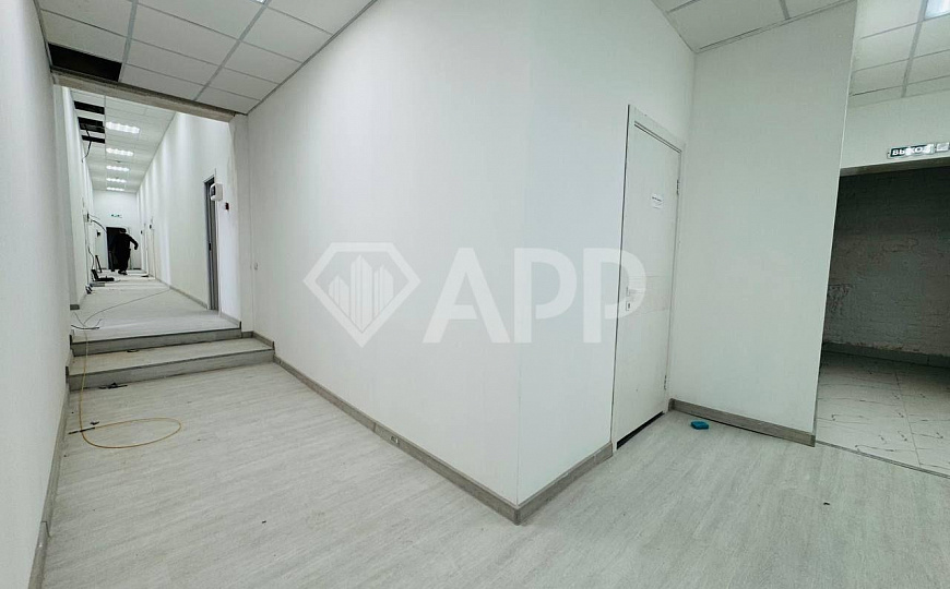 Мебелирован/евроремонт/парковка/двор/вид фото