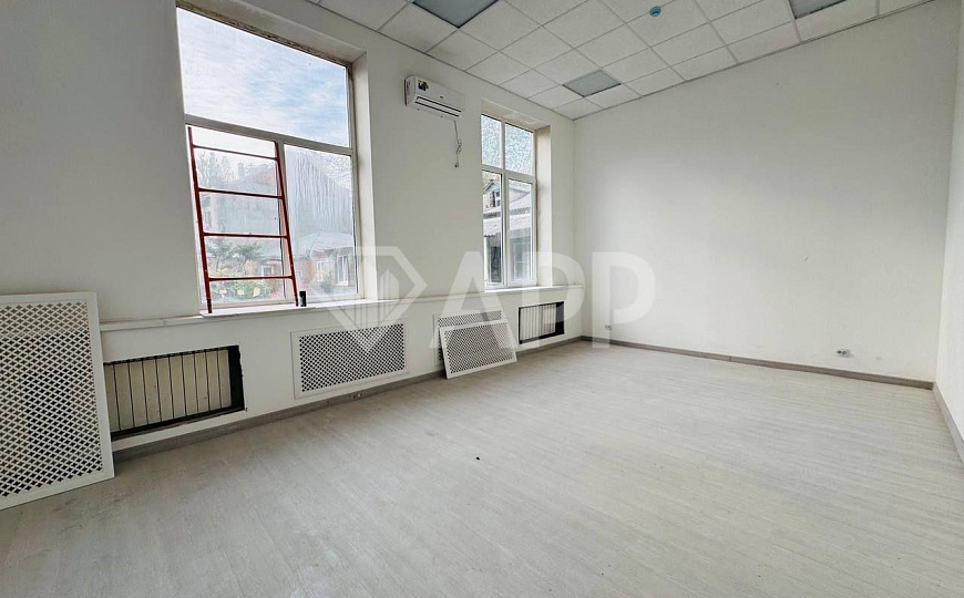 Мебелирован/евроремонт/парковка/двор/вид фото