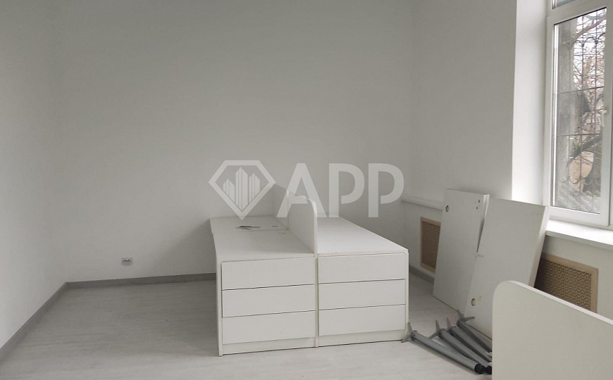 Мебелирован/евроремонт/парковка/двор/вид фото