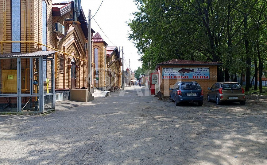 Сдам помещение на трафике рынка Мавлютова. фото