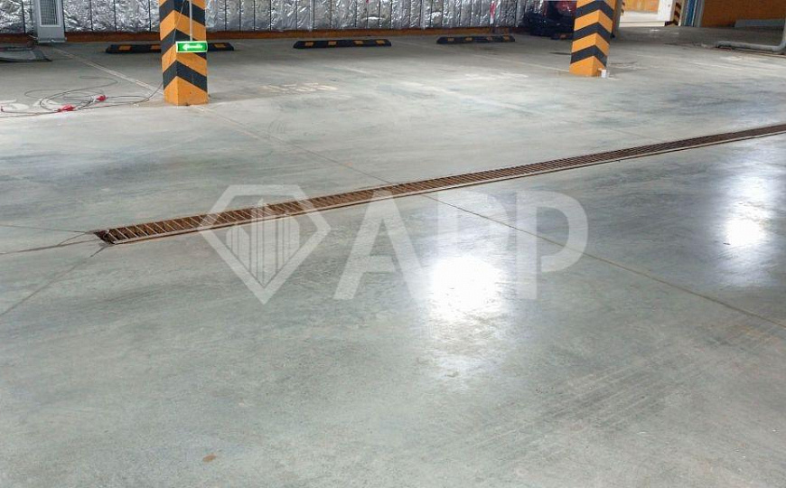 Площадь под автосалон, детейлинг, склад и др. фото