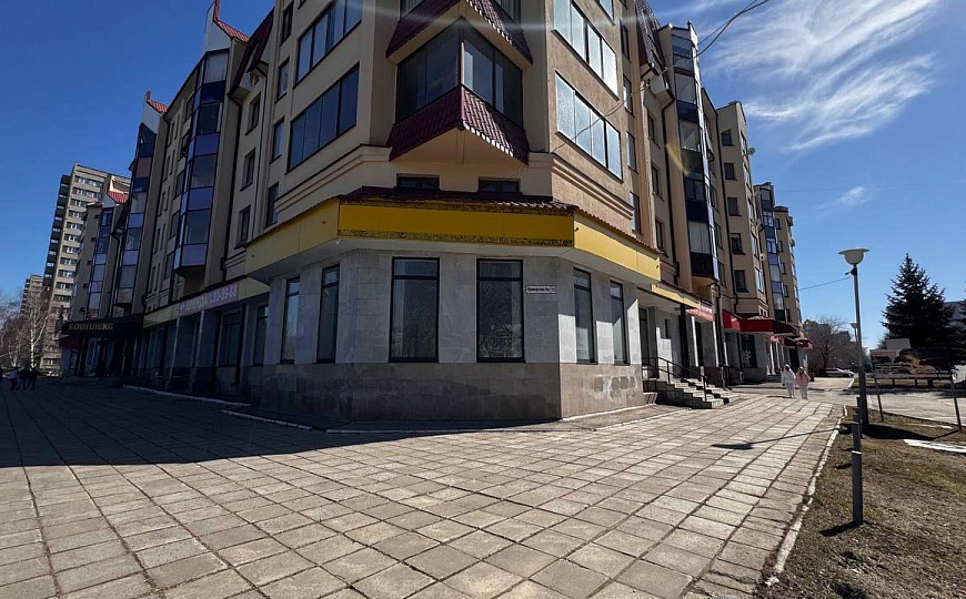 Помещение свободного назначения 458 кв.м. фото