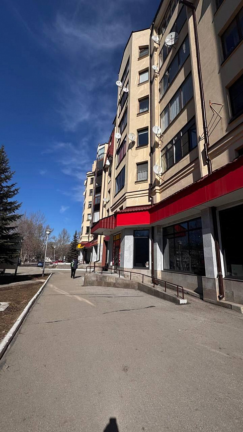 Помещение свободного назначения 458 кв.м. фото