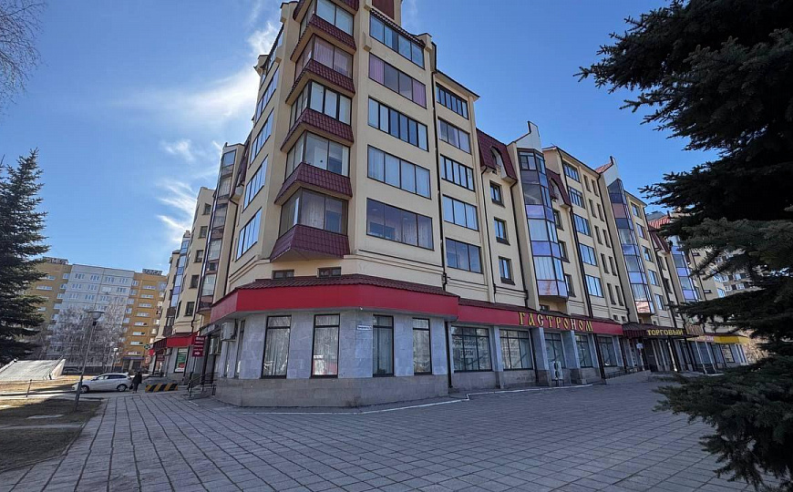 Помещение свободного назначения 458 кв.м. фото