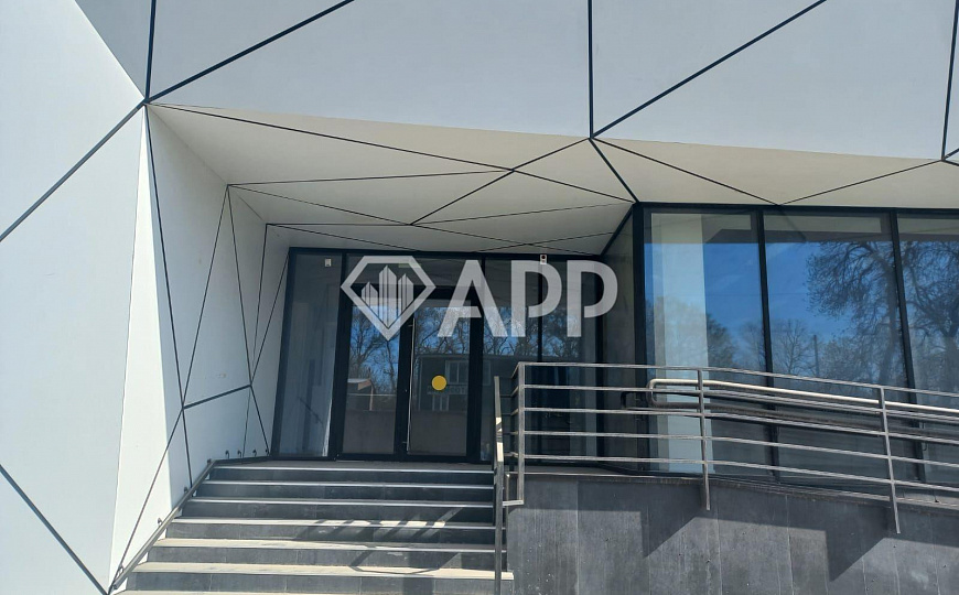 Сдам складское помещение, 1 381 м² фото