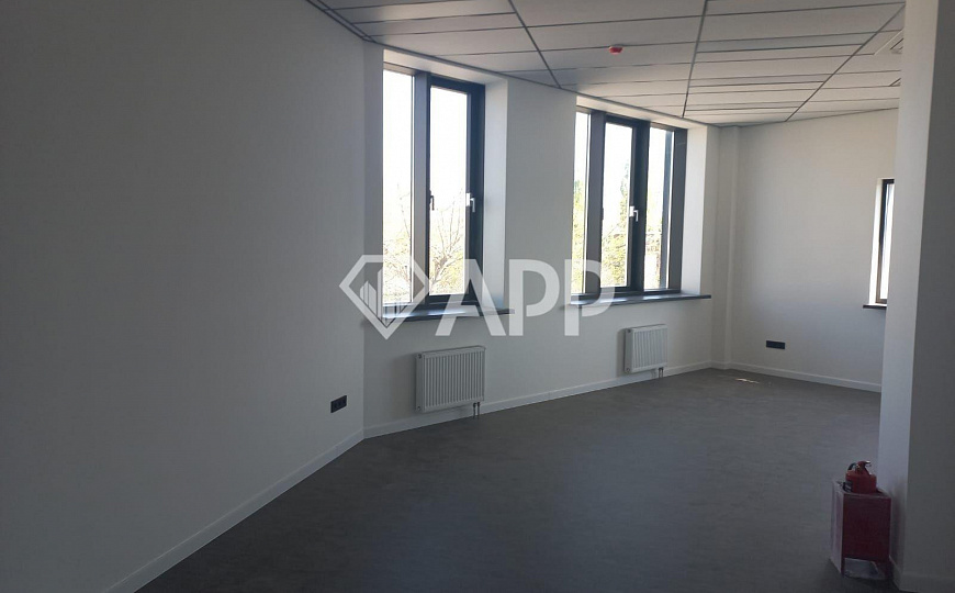 Сдам складское помещение, 1 381 м² фото