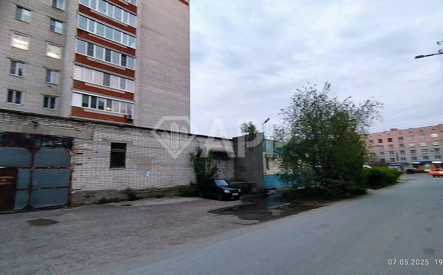 Торговые площади в аренду на центральной улице города Волжск фото