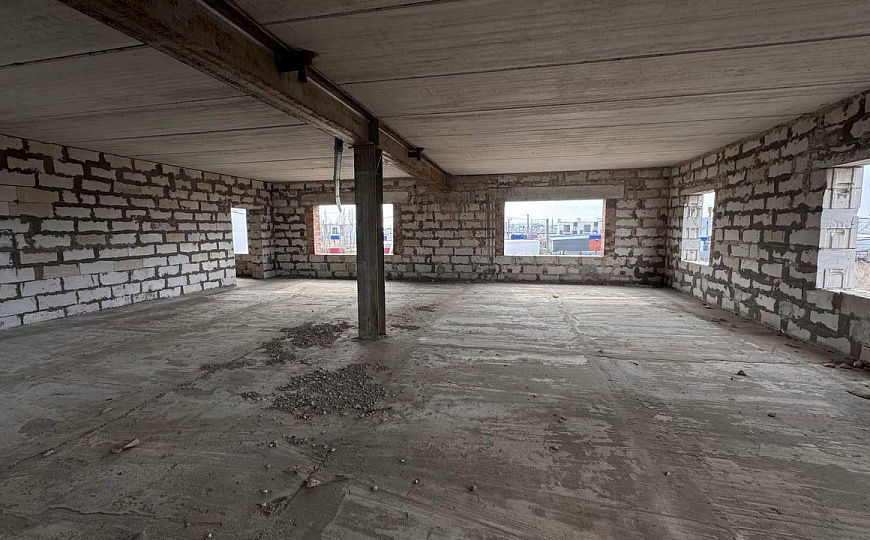 Здание под ресторан и земельный участок фото