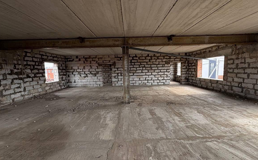 Здание под ресторан и земельный участок фото