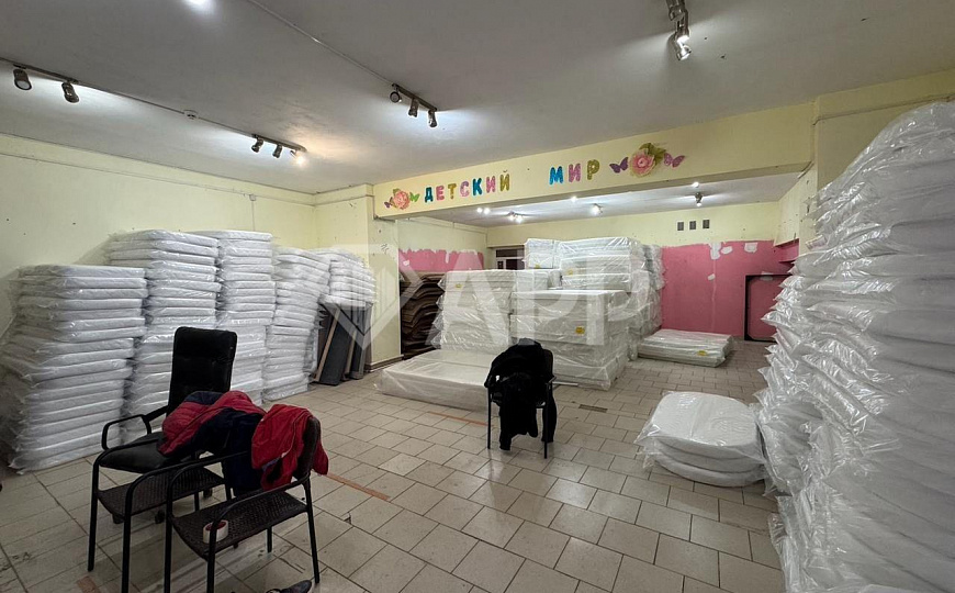 Продам здание (1112 м²) в Волжске фото