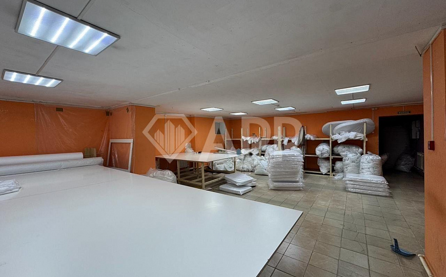 Продам здание (1112 м²) в Волжске фото