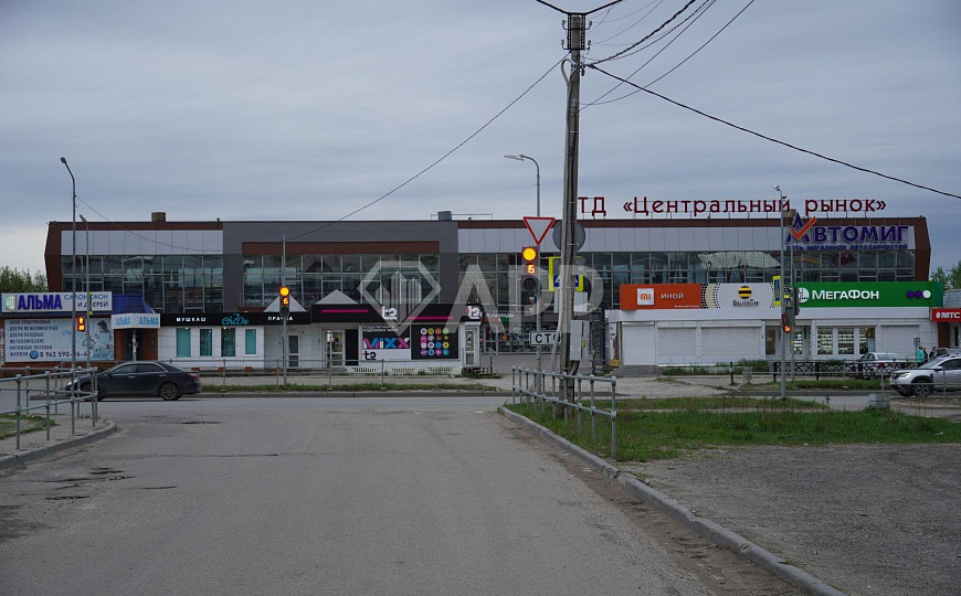 Продам здание (1112 м²) в Волжске фото