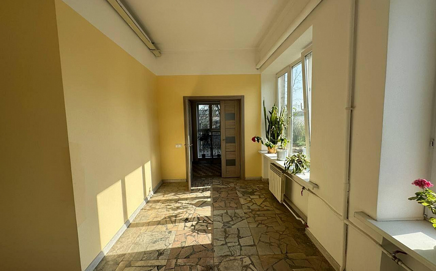 Офисы с хорошим ремонтом от 23 до 120 кв.м. фото