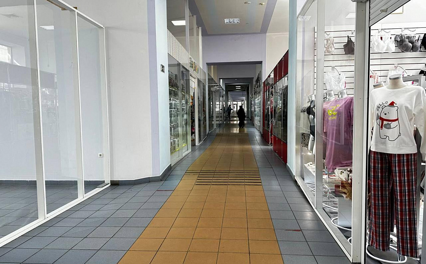 Продажа ТЦ «Юность» 6230 м2 на ул.Ленинградской фото