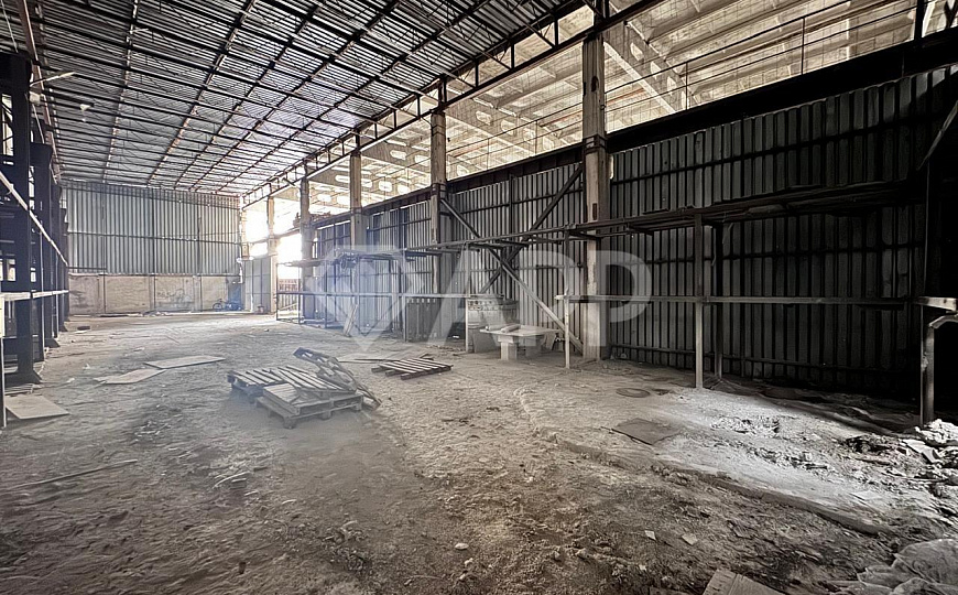 Продам складское помещение, 1 298 м² фото