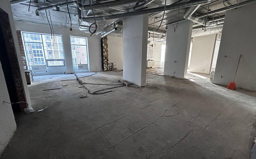 Продам офис в центре города фото