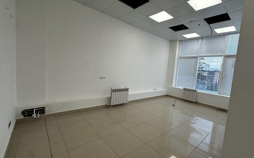 Сдаются помещения свободного назначения  227 м² фото