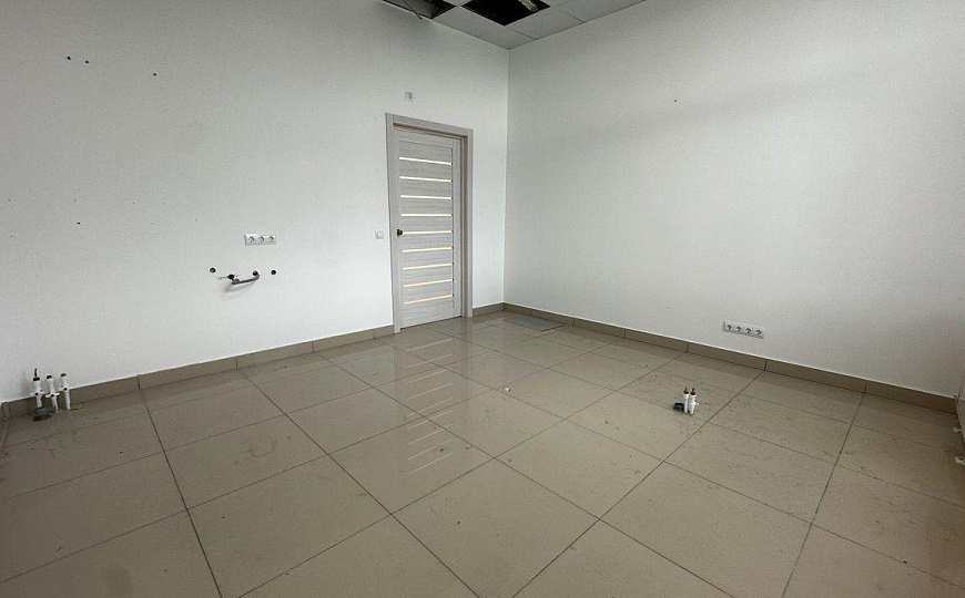 Сдаются помещения свободного назначения  227 м² фото