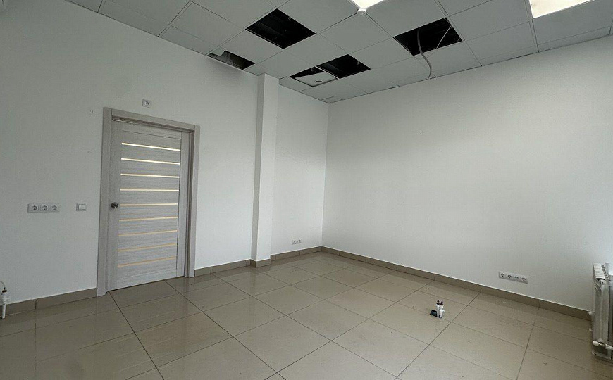 Сдаются помещения свободного назначения  227 м² фото