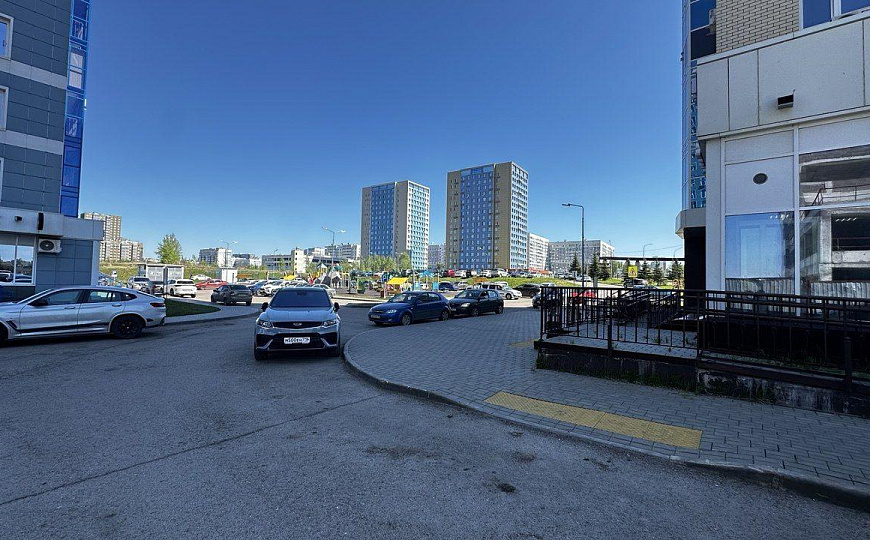 Сдаются помещения свободного назначения  227 м² фото