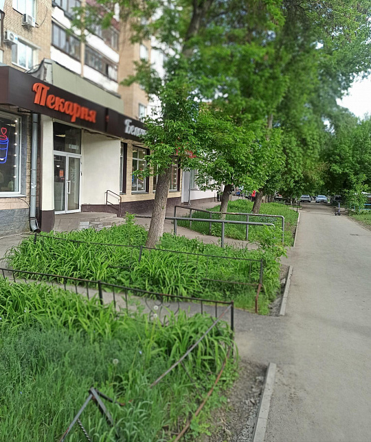 Помещение на первой линии с отдельным входом, 165 м² фото