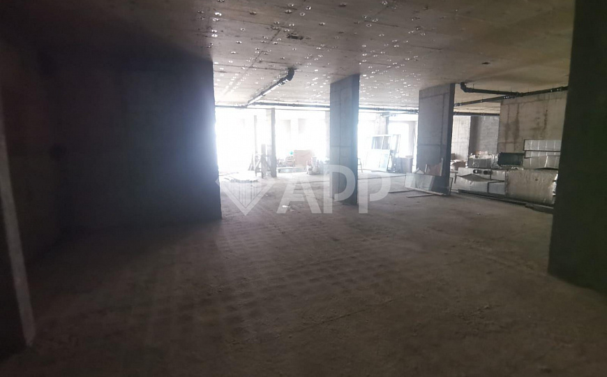 Сдам торговое помещение, 329,2 м² фото